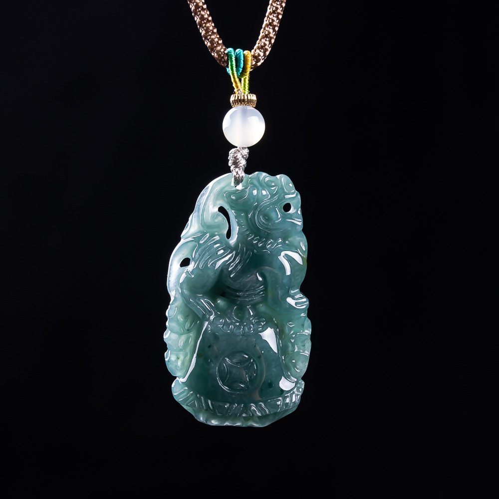Vintage Fashion Accessories - Burmesischer Jadeit Pixiu Anhänger Designer Edelstein